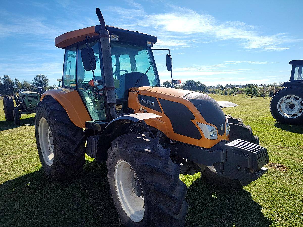Tractor Valtra A-990 4X4
