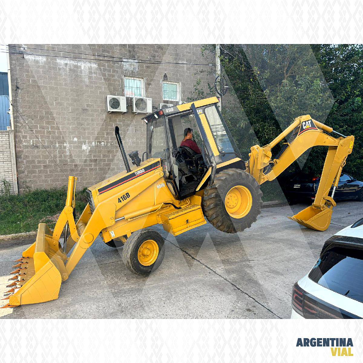 Pala y Retro Caterpillar 416b (id750) - Año: 2005 - Agroads