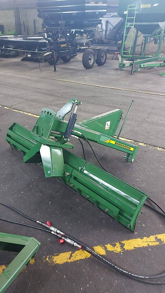 Niveladora 3 Puntos 2,15m con Hidráulico Bernardin