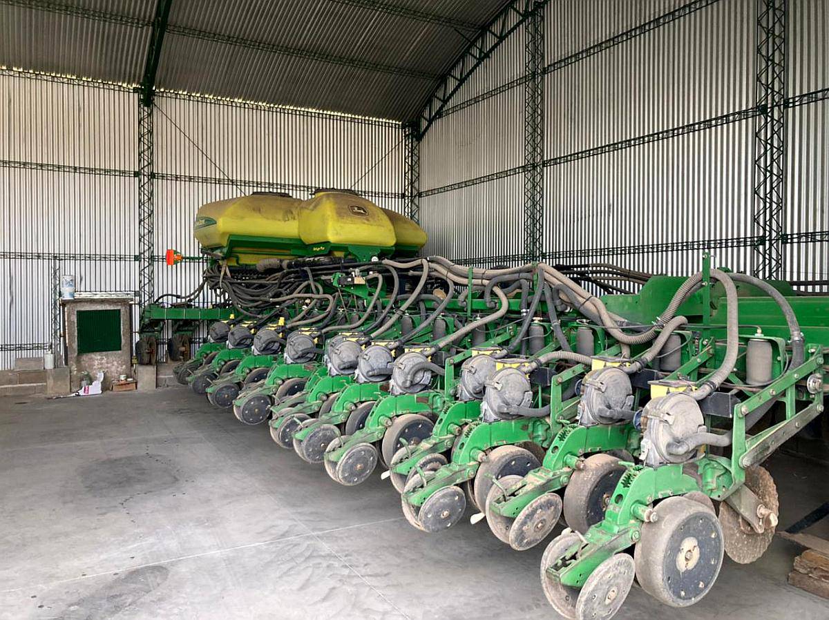 sembradora-john-deere-db-60-plantadora-2011-40-a-52-agroads