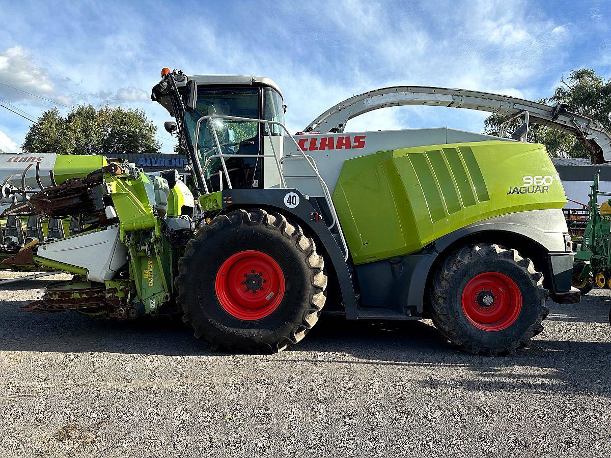 Picadora Claas Jaguar 960 año 2013 con Orbis 750