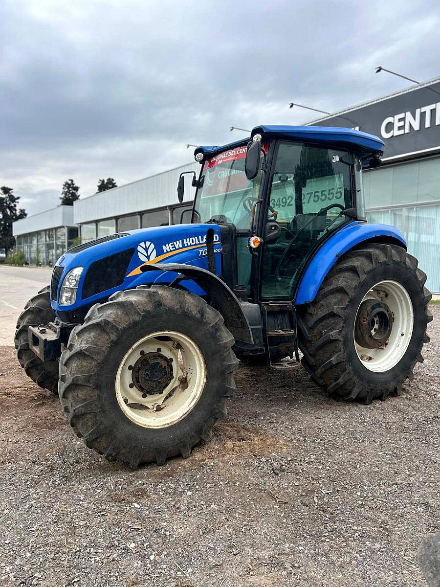 Tractor New Holland TD 5.100 CAB Orig 11.500 Hs - 2013