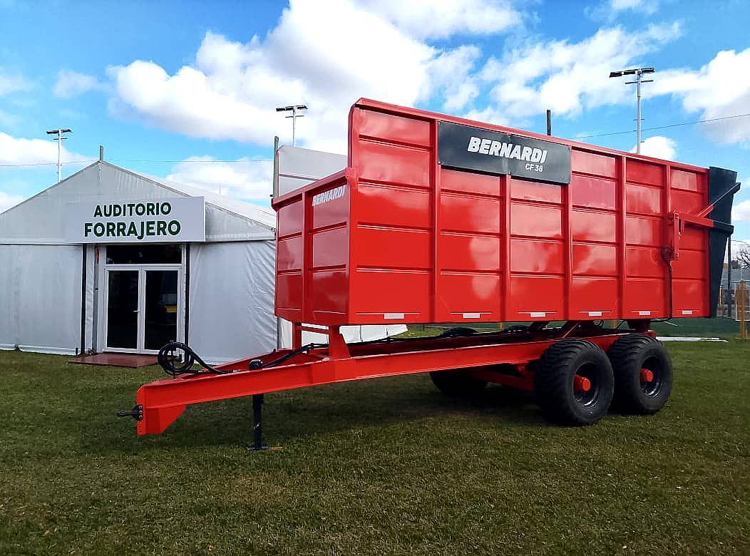 Acoplado Forrajero - Bernardi - Modelo CF38