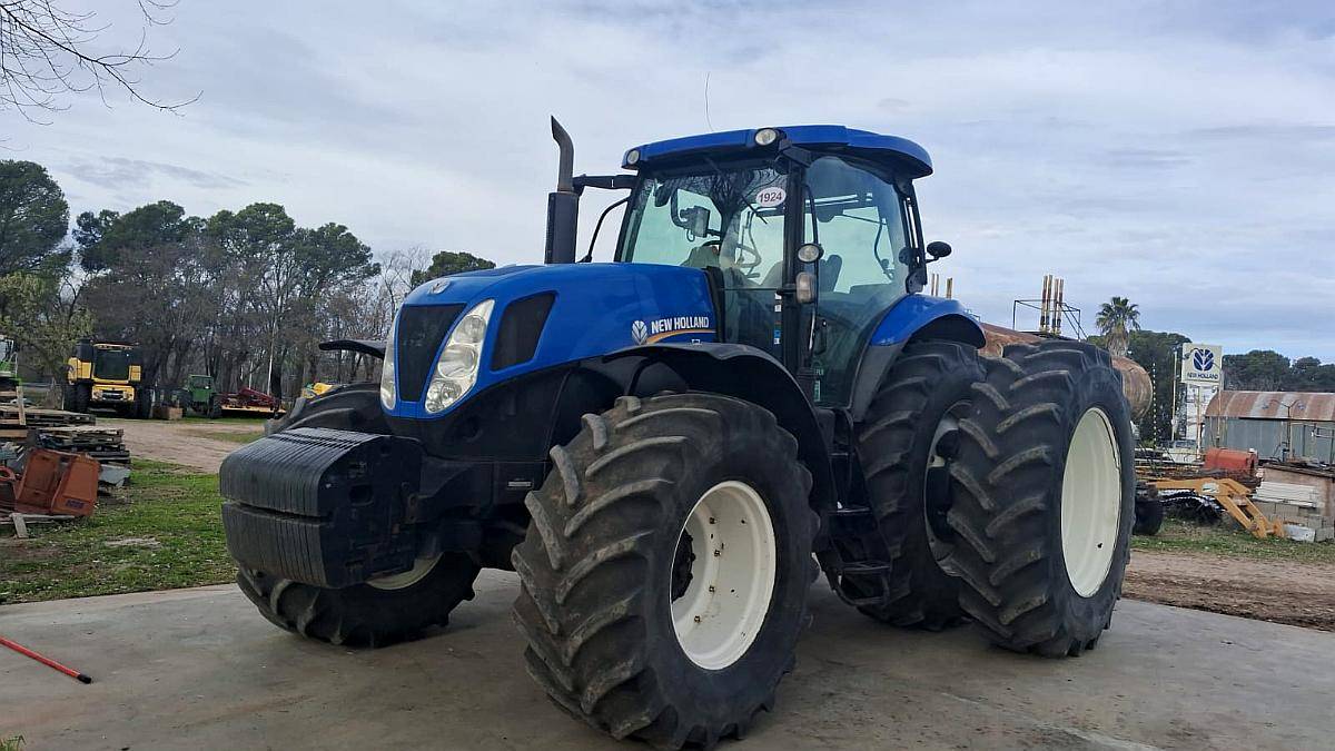 Tractor New Holland T7 260 Dual con Piloto Automatico