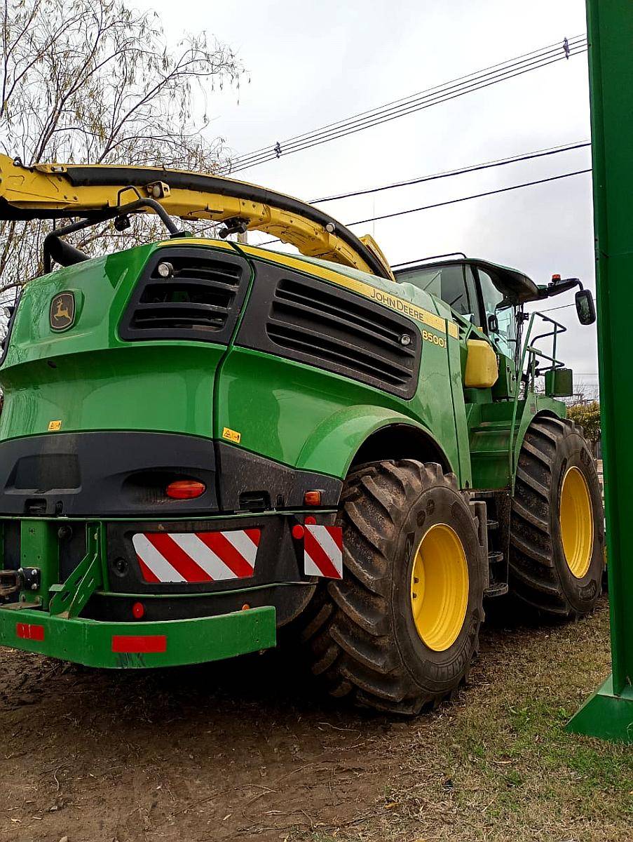Picadora John Deere 8500i Kemper 375
