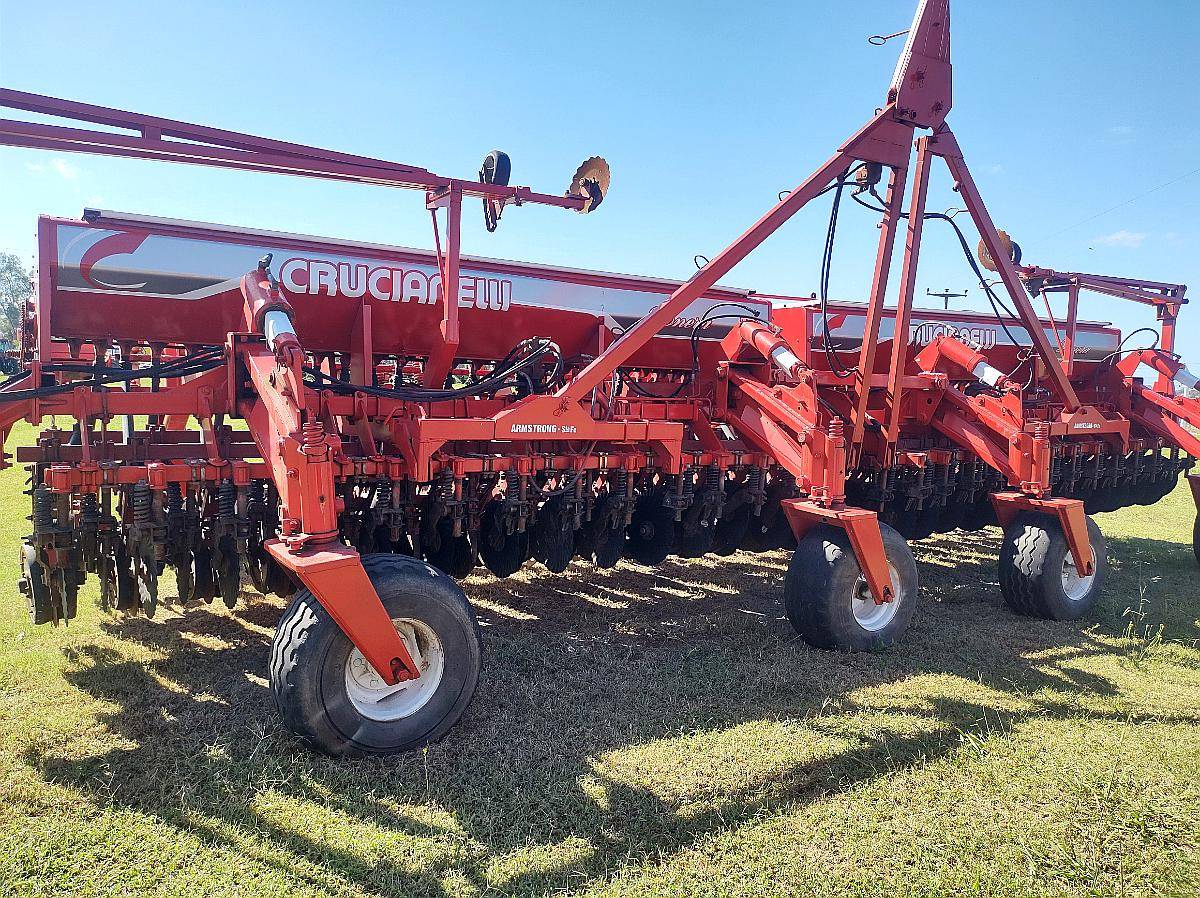 Crucianelli Pionera 55 a 17