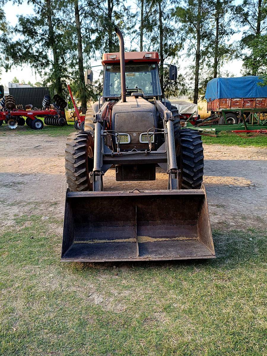 Tractor Valtra BM 120