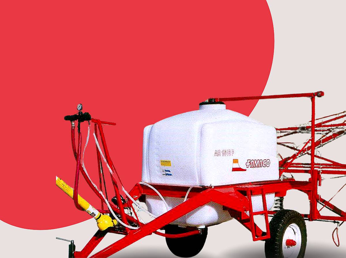 Pulverizador AR 1513 F de 1500 Litros