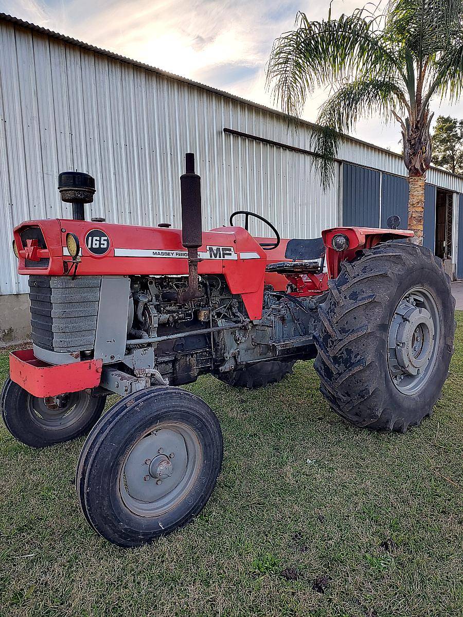 Mf 165 C/ Tres Puntos