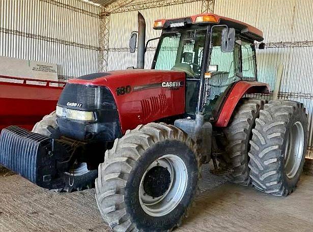 Tractor Case MXM 180