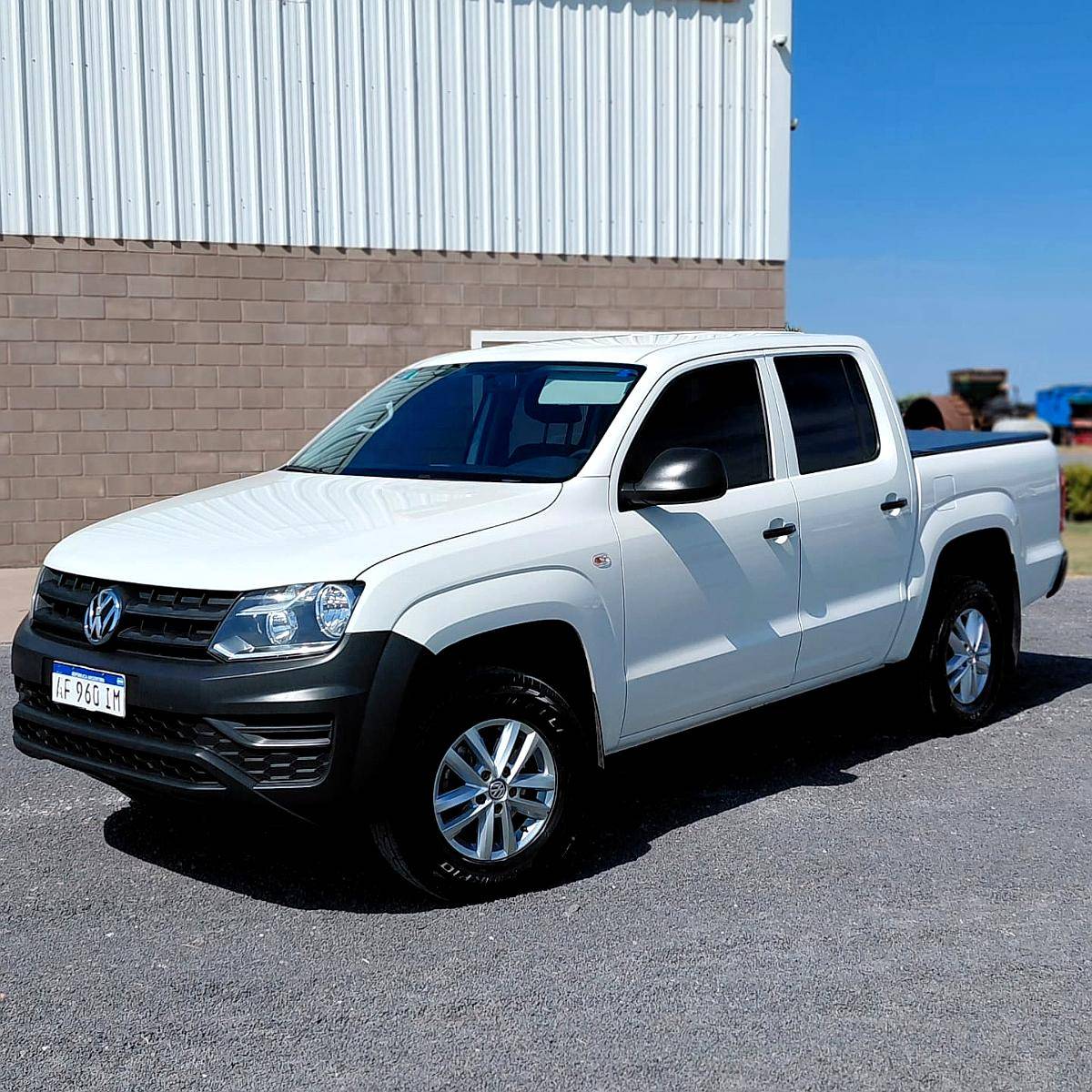 Volkswagen Amarok 2.0 Trendline 4X2 MT 2023 61.000 km