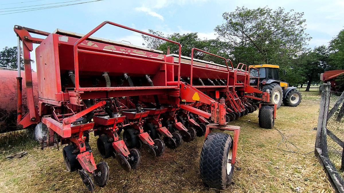 Crucianelli Gringaiv Modelo 2005 de 16 a 52 Doble Fertilizac