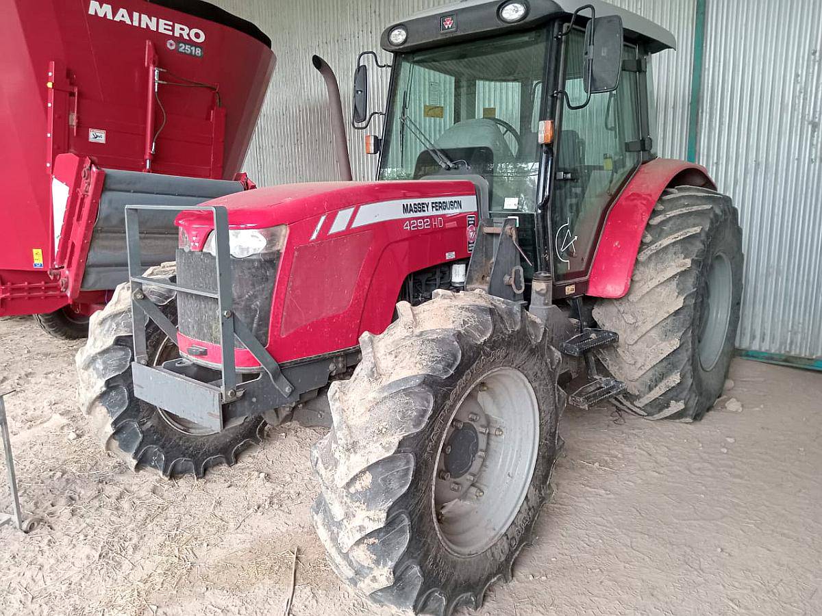 Tractor Massey Ferguson 4292hd