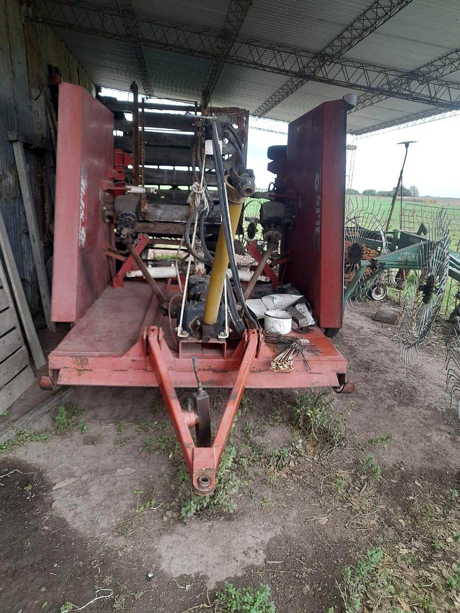 Desmalezadora Marca RJS de 4.50 Mts