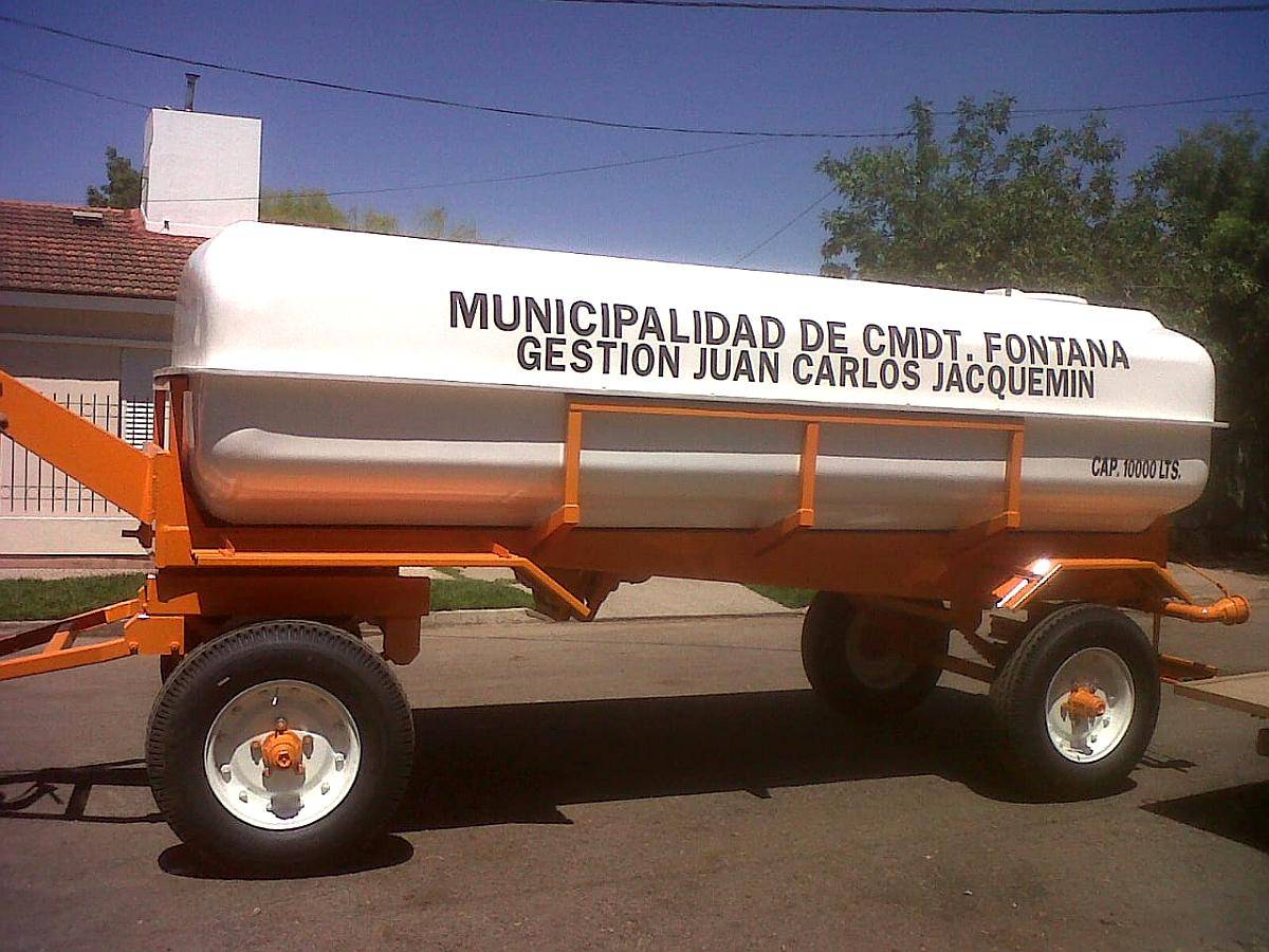 Regador de Arrastre de 6000 8000 y 10000 Litros