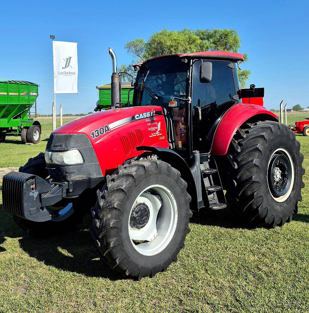 Case Farmall 130a con Piloto Automatico Trimble