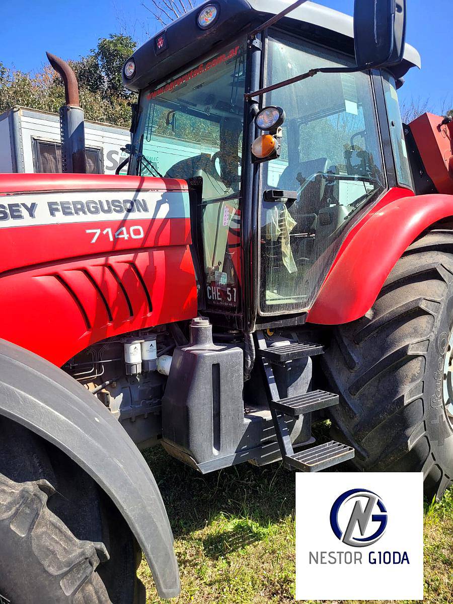 Massey Ferguson 7140 año 2013 Patonas