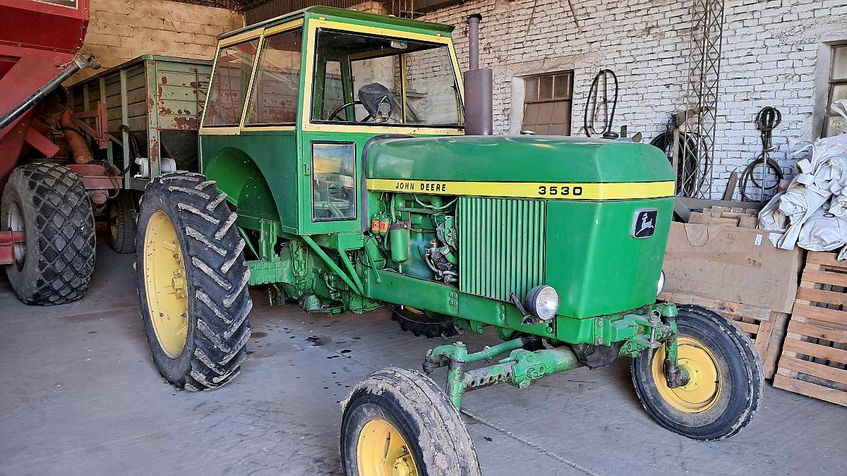 Tractor John Deere 3530