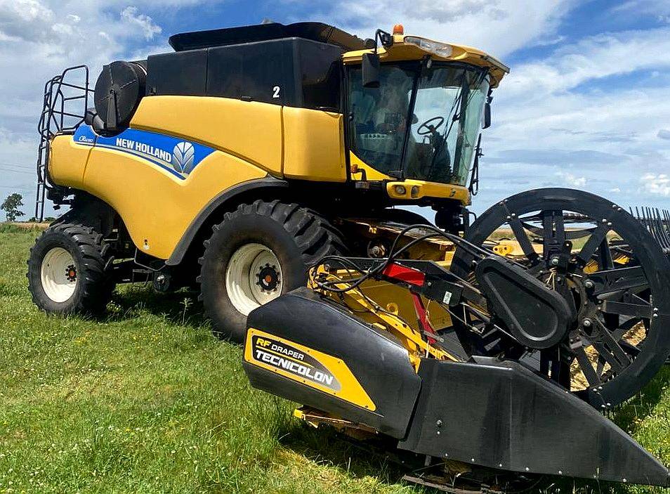 Cosechadora New Holland CR6090 2014 - Draper 30 Pies