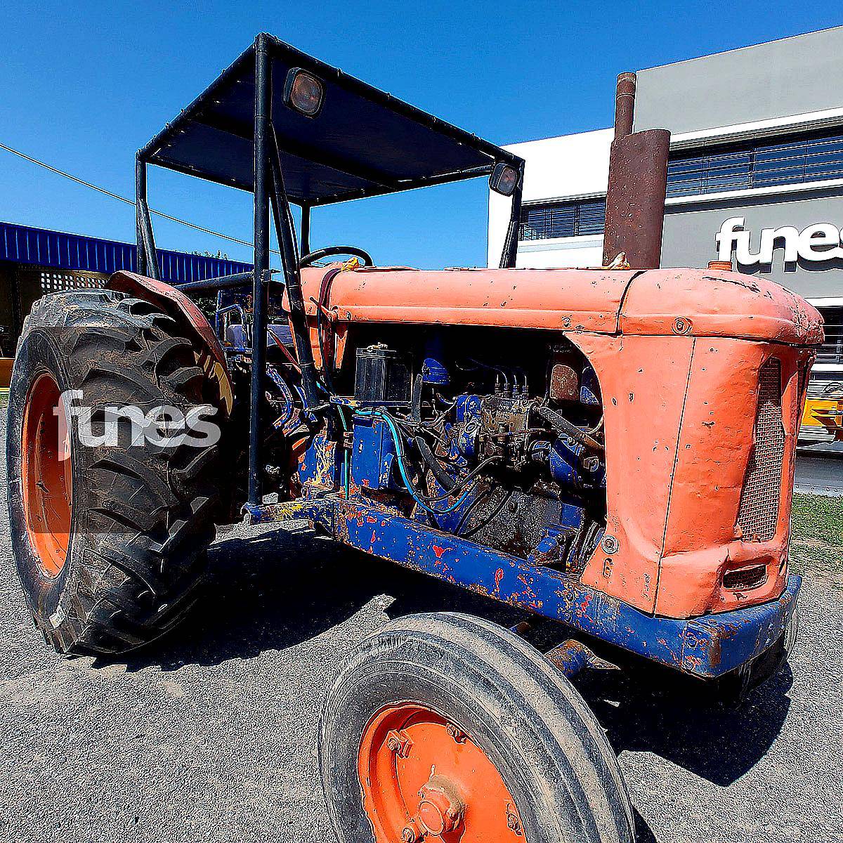 Tractor Fiat 780 R - Control Remoto