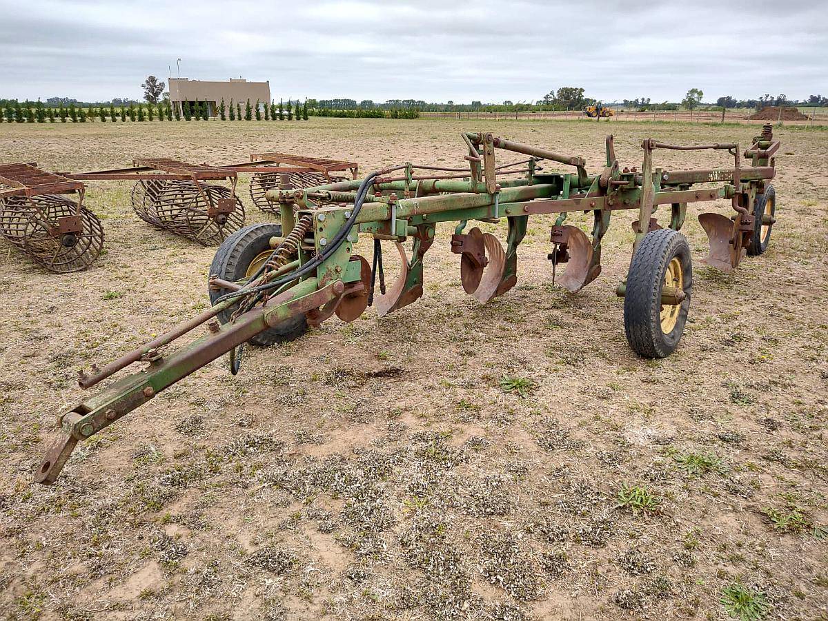Arado Súper Walter de 5 Rejas 200.000 Agroads