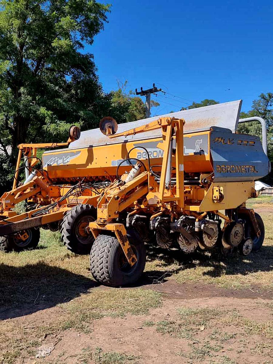 Sembradora Agrometal MX 23 a 21