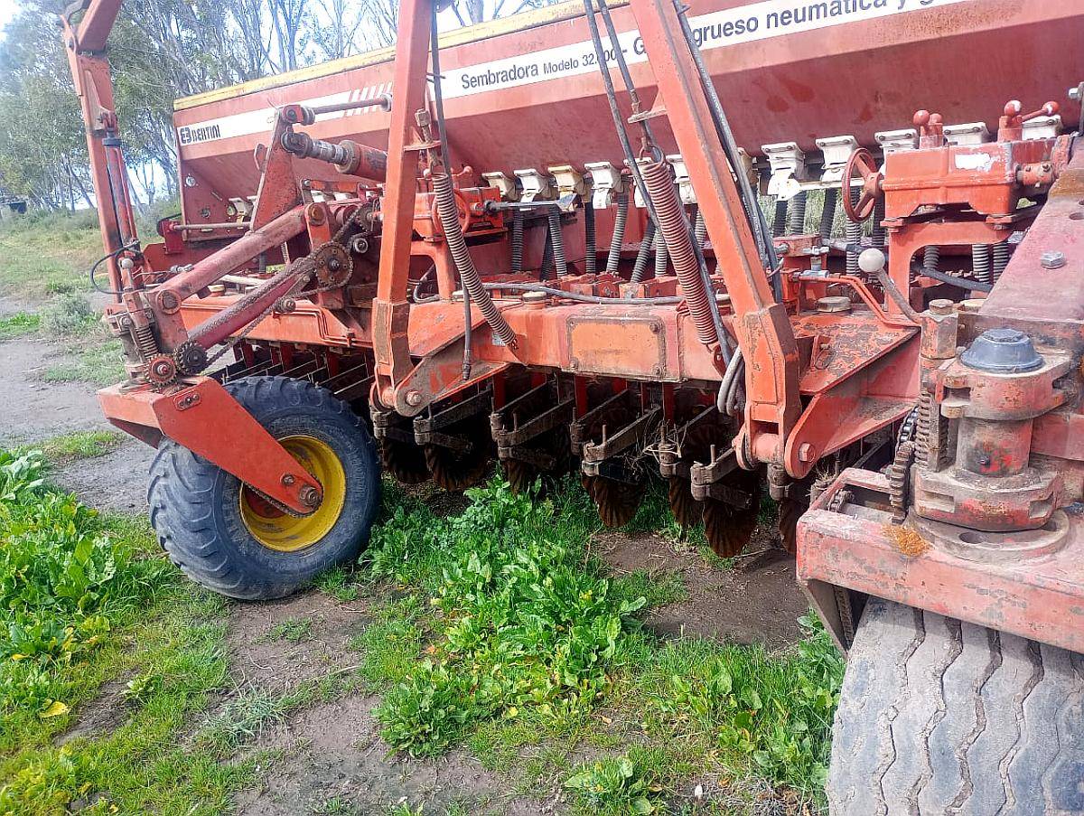 Sembradora de Directa Bertini 32000