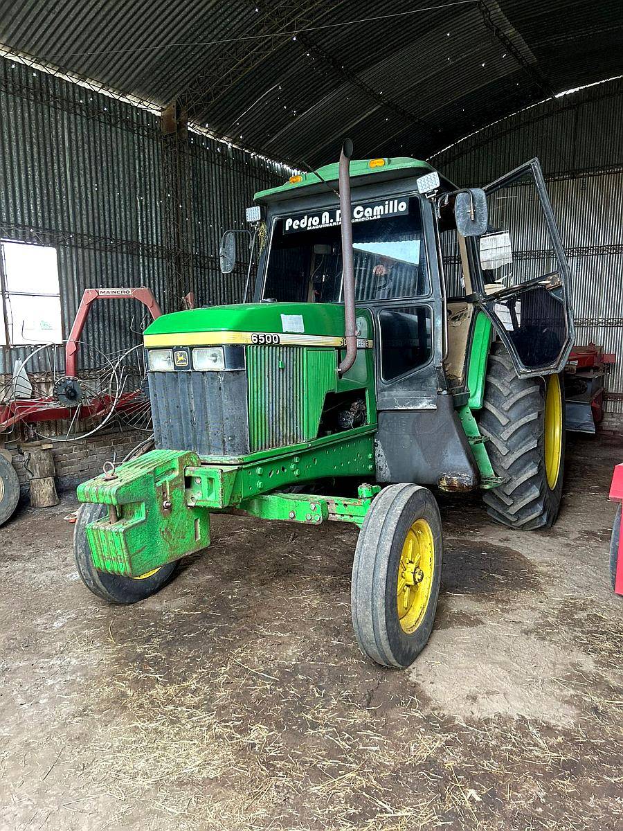 Tractor John Deere 6500