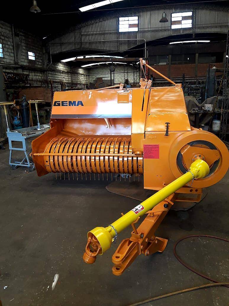 Enfardadora Pandolfi P600 S3
