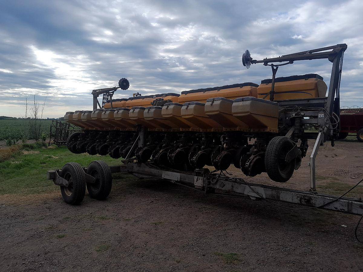 Vendo Sembradora Pla Autotrailer