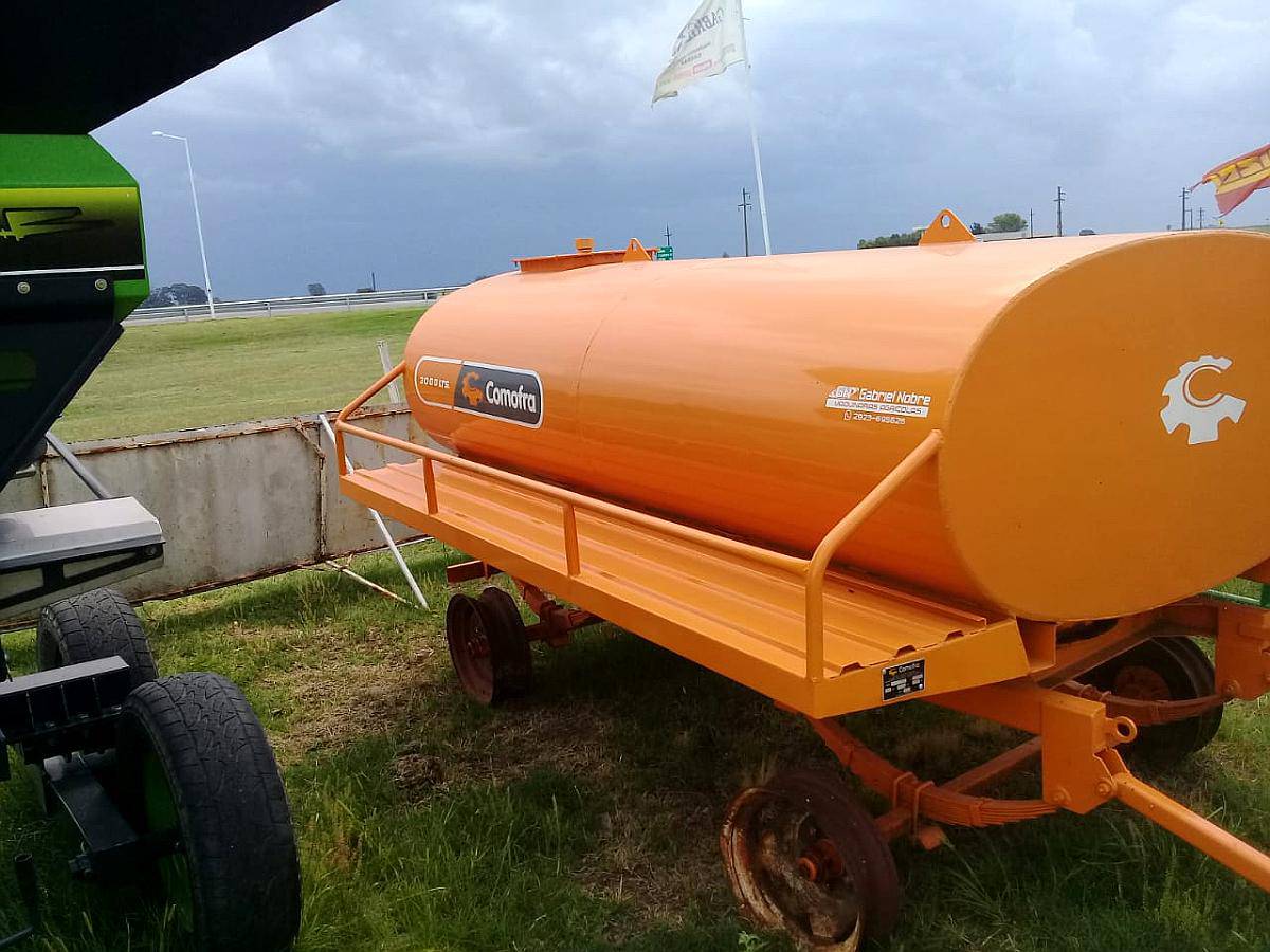 Acoplado Combustible 3000 Lts. Comofra Nuevo