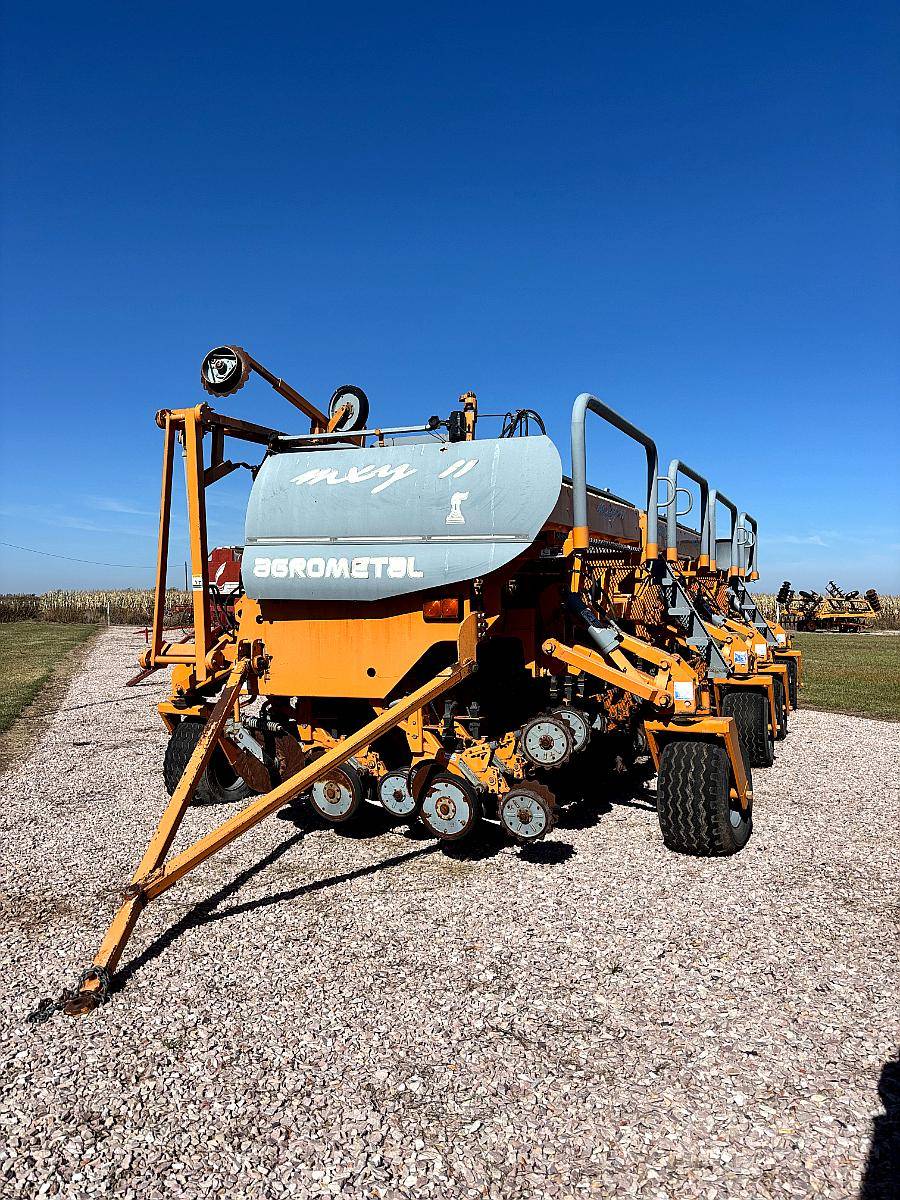 Sembradora Agrometal MXY II Dosis Variable 46 a 21cm