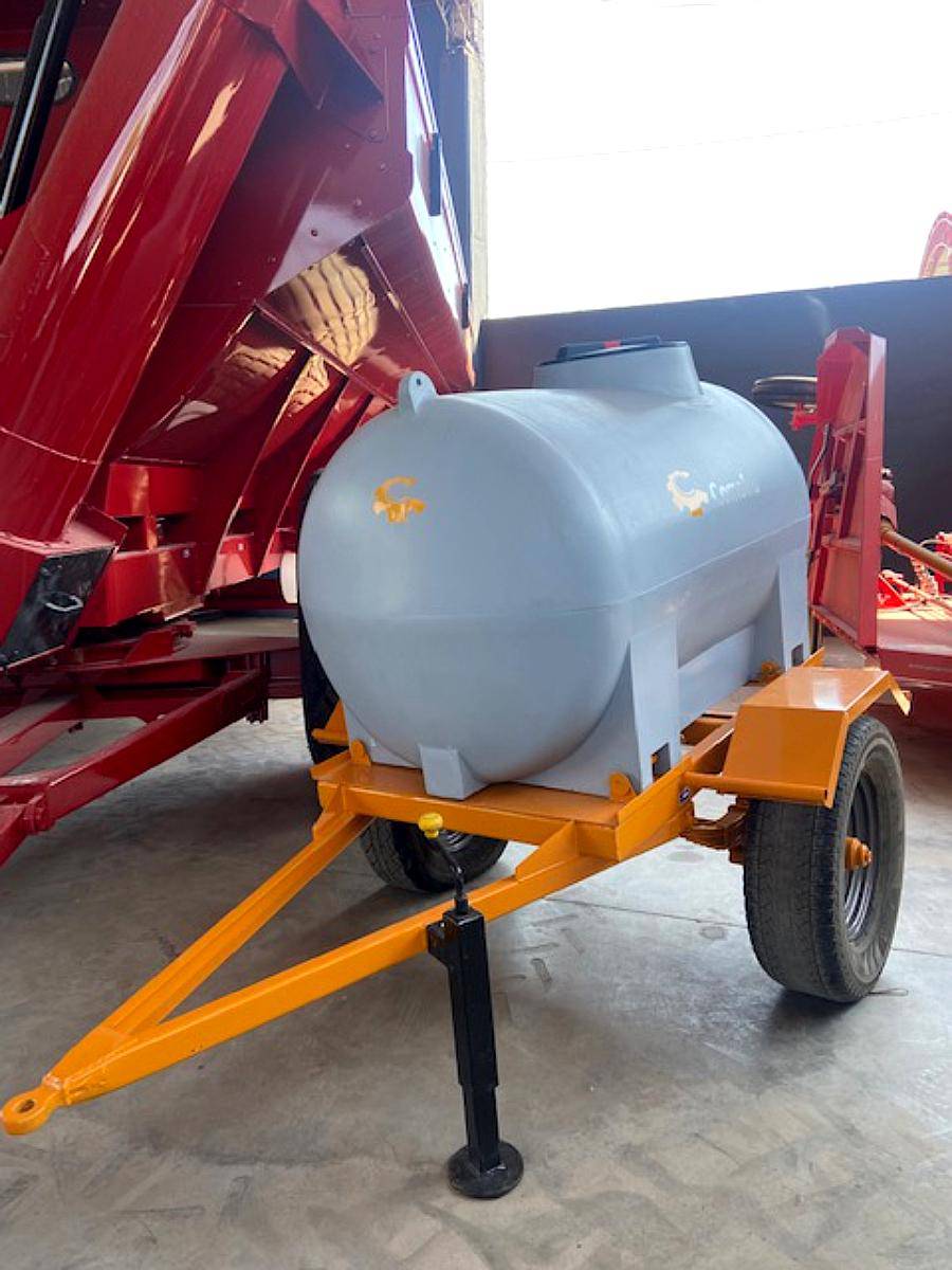 Acoplado Tanque 1100 Litros Comofra