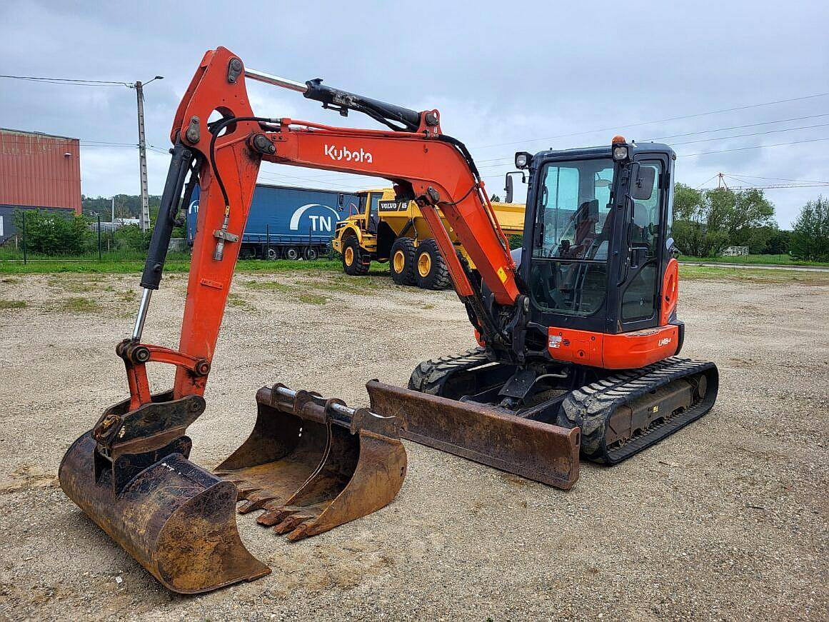 Mini Excavadora Kubota U48-4
