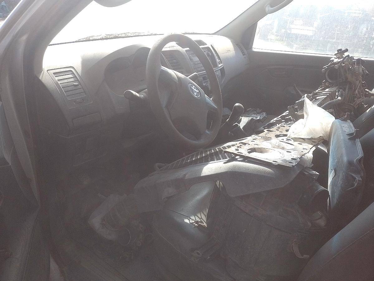 Vendo Permuto Toyota Hilux 2014 .cabina Simple