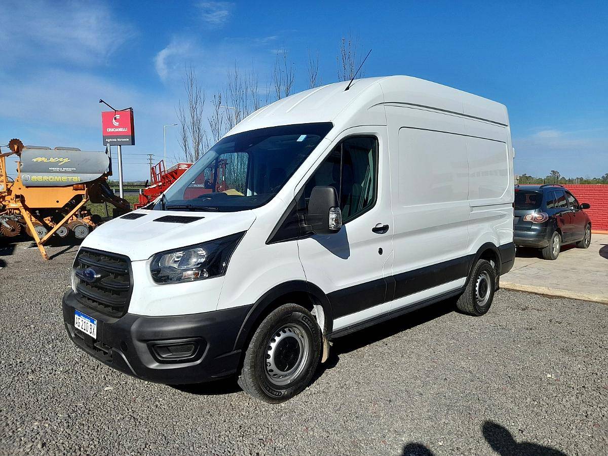 Ford Transit - año 2023 - Diésel 2.2l - 27.500kms
