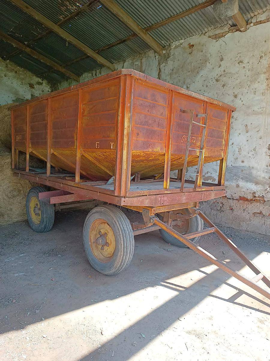 Tolva Gentile 6 Toneladas