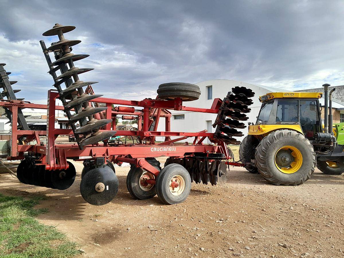 Rastra Crucianelli, Modelo Master 60-26.