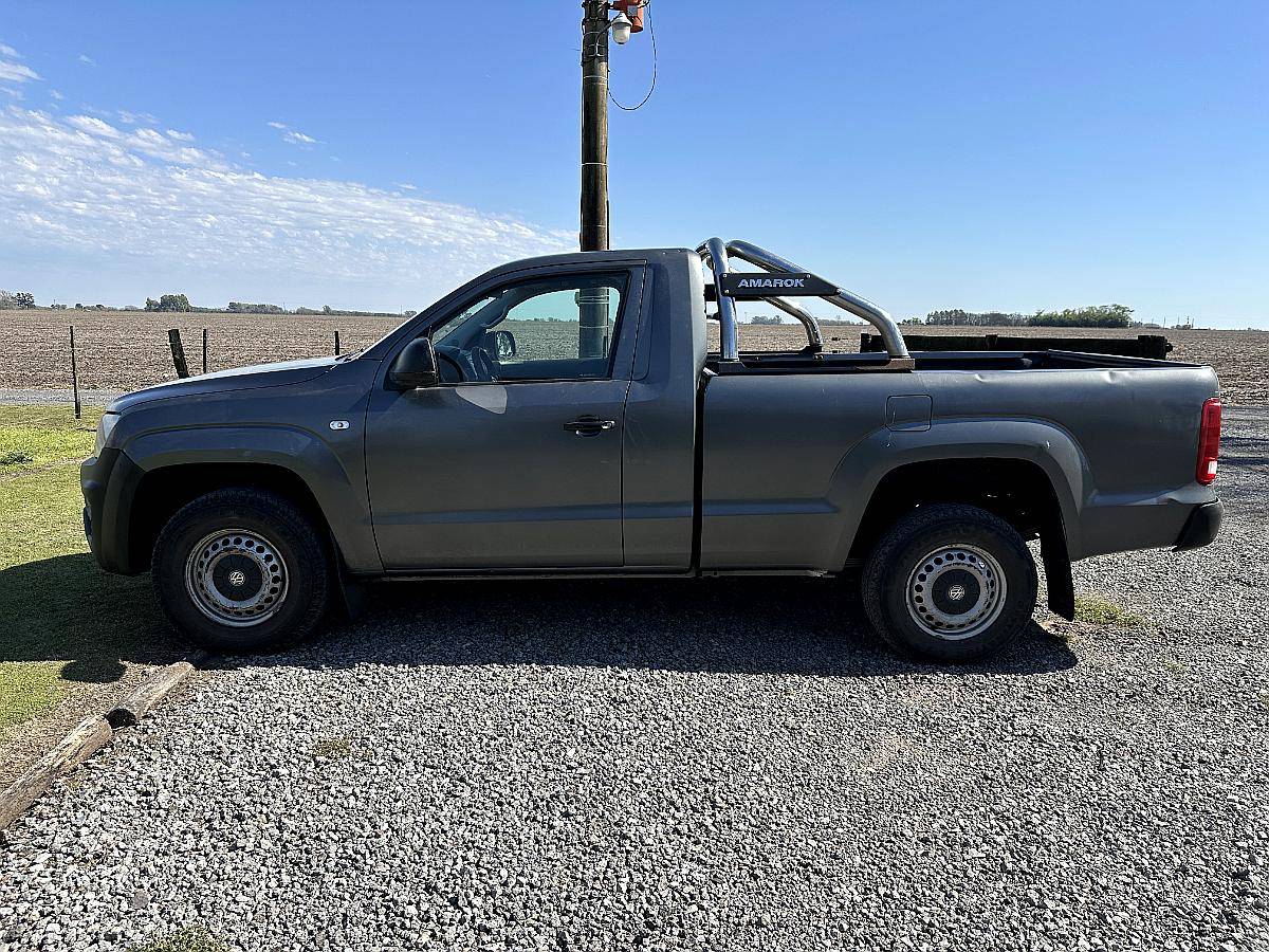 Unico Dueño. km Reales. Volkswagen Amarok 2.0 CS TDI 4X2