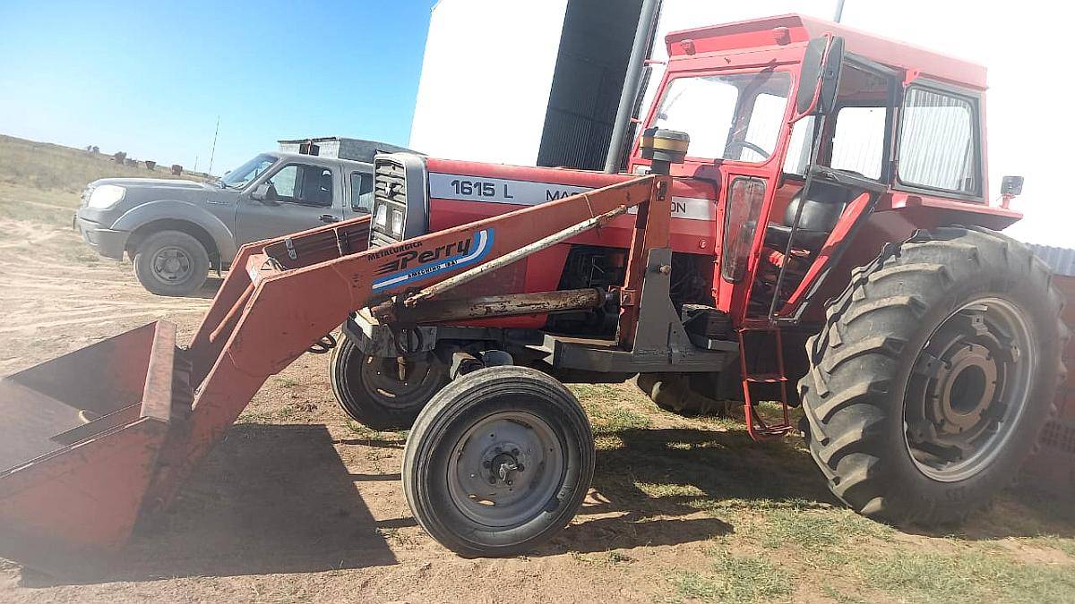 Masey 1615 con Pala Frontal