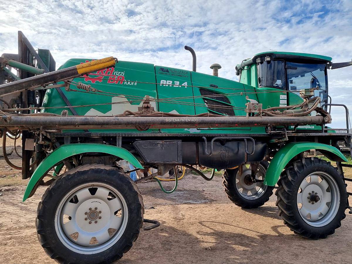 Pulverizadora Praba, 3400 Lts. 28 Mts. 2017