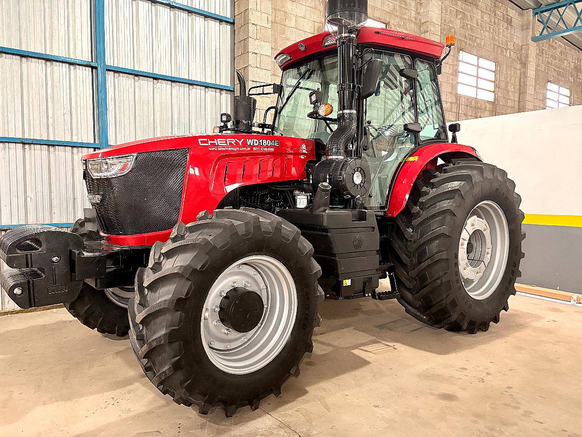 Tractor Chery 180 HP