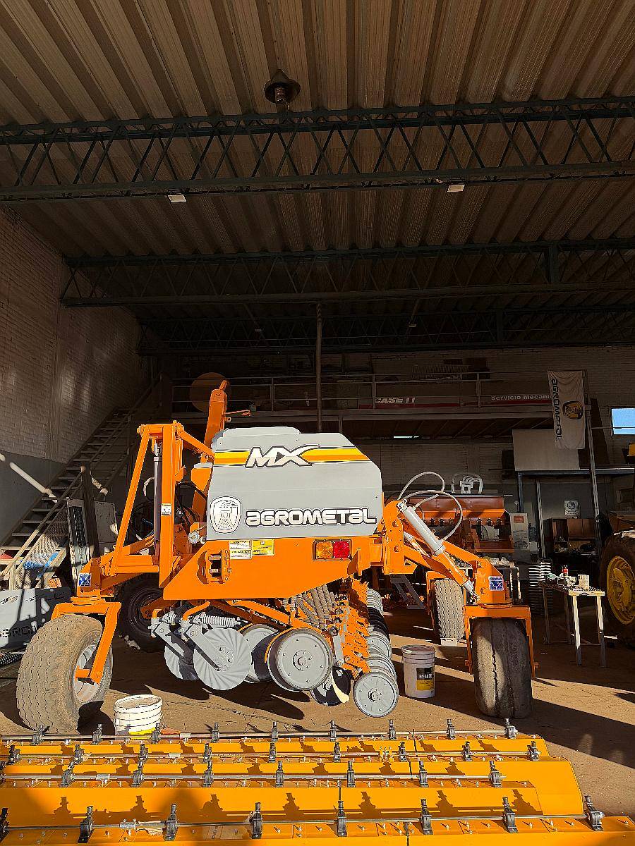 Sembradora Agrometal MX 23a21 Grano Fino