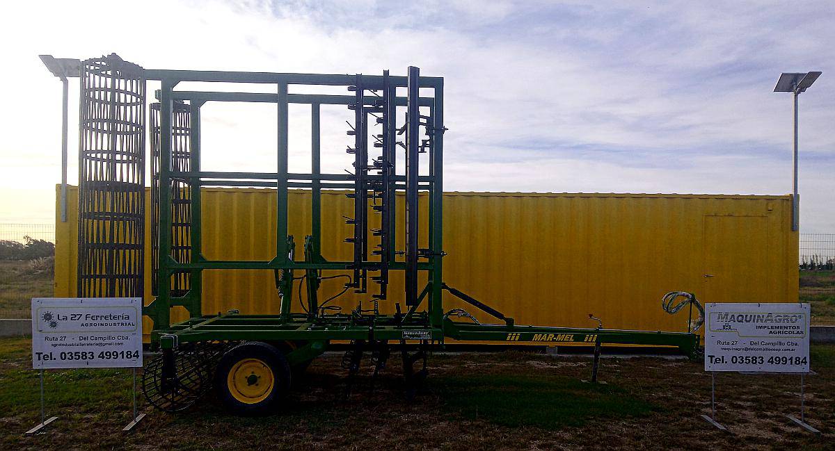 Rolos Desterronador con Rabasto y Peine 7.50 Mts. Marmel