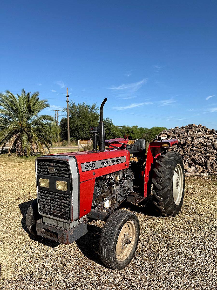 Massey Ferguson 240 3 Cilindros con 3 Puntos