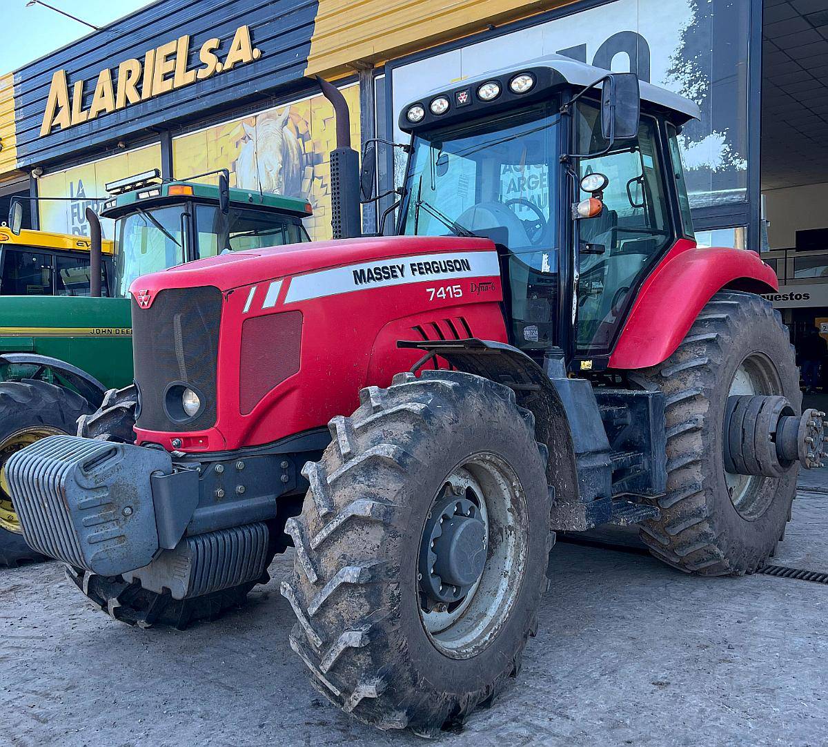 Tractor Massey Ferguson 7415 DYNA6