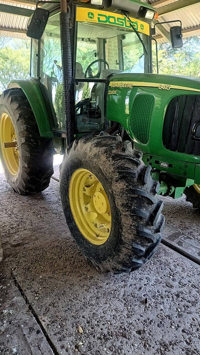 John Deere 6415 Seminuevo
