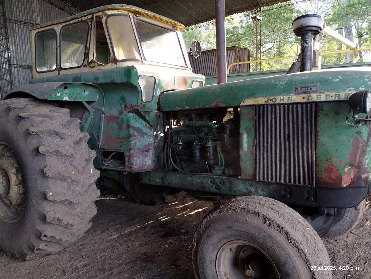 Tractor John Deere 180 HP
