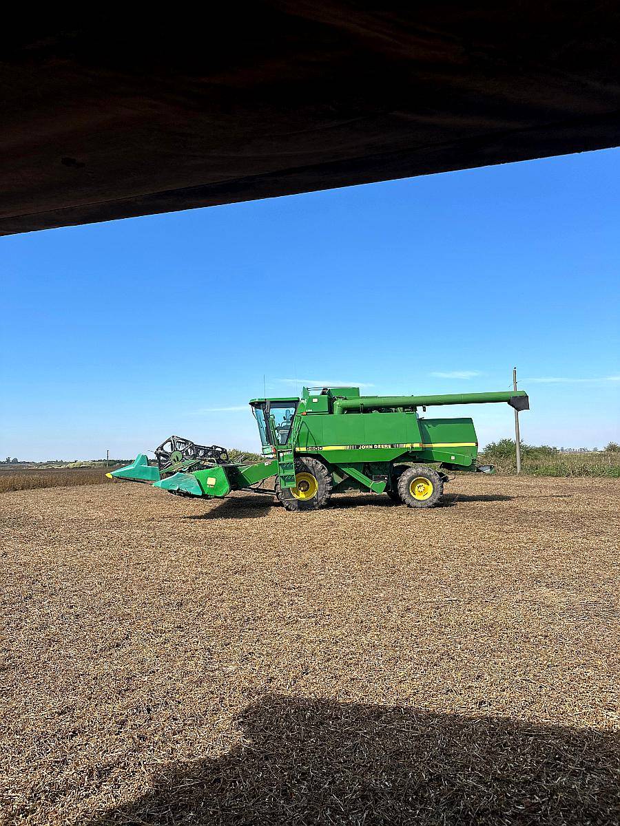 Se Vende JD 9600 - Año: 1996 - u$s 80.000 - Agroads