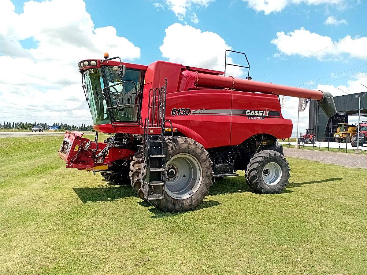 Case IH Axial Flow 6130 - año 2018